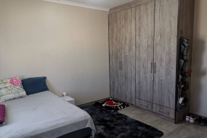 YellowSquare Properties (T332/16)