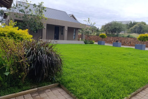 YellowSquare Properties (T332/16)