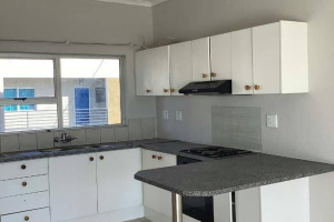 Suzaan Hennig Real Estate