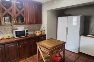 YellowSquare Properties (T332/16)