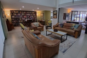 Suzaan Hennig Real Estate