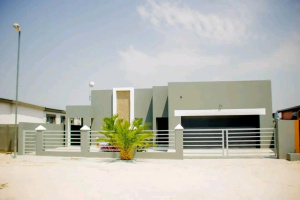 YellowSquare Properties (T332/16)