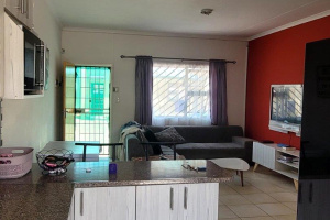 YellowSquare Properties (T332/16)