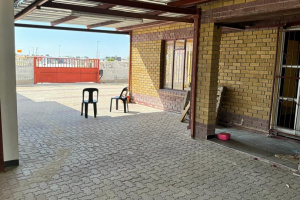 YellowSquare Properties (T332/16)