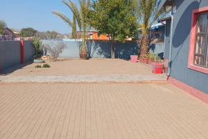 YellowSquare Properties (T332/16)