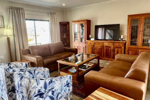 Suzaan Hennig Real Estate