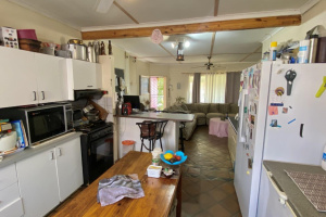 YellowSquare Properties (T332/16)