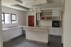 YellowSquare Properties (T332/16)