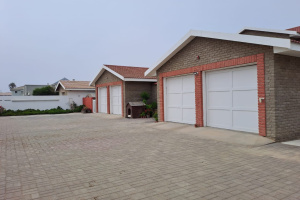 Spes Bona Property Brokers Pty ltd