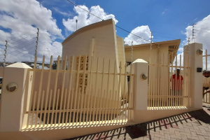 YellowSquare Properties (T332/16)