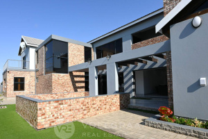 Vollgraaff Real Estate