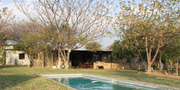 Otjozondjupa Region, Okahandja area:  26.7 Ha Smallholding is for sale