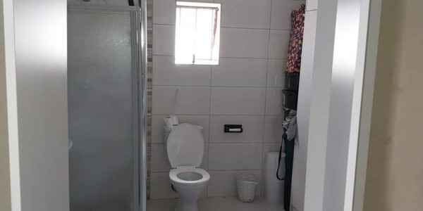 Spacious 4 Bedroom House with Additional 1 Bedroom Flat for Sale in Katutura