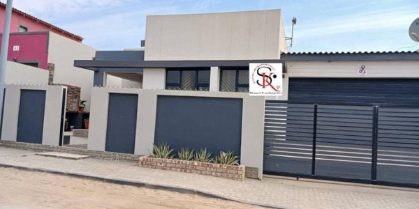 3 bedroom house available for sale in Mondesa- Swakopmund