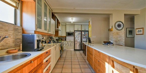 Meersig Walvis Bay:  North Facing Marvel in Sought After Area of Meersig