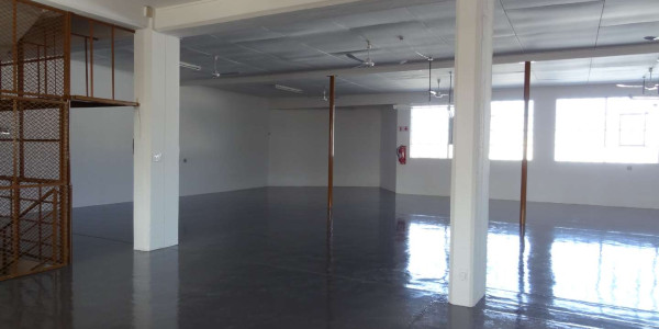 Double story office/warehouse available centrally located