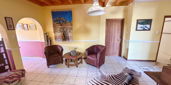 Guest House For Sale in Vineta