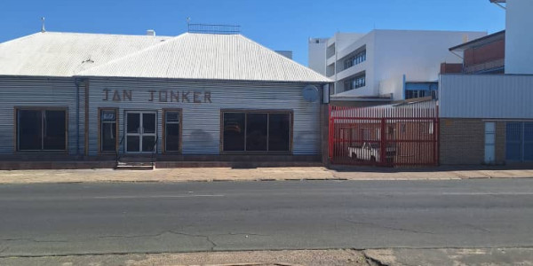 Prime Jan Jonker St. Commercial Space: Retail, Office & Residential!