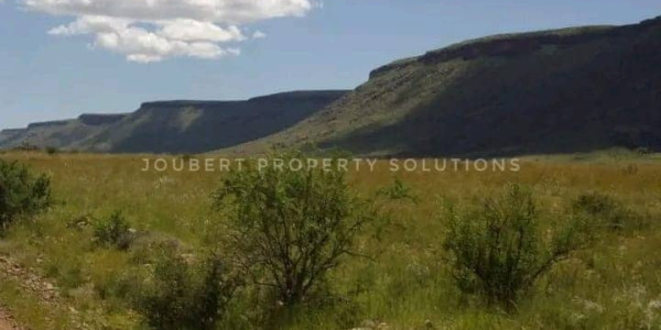 GORGEOUS LIVESTOCK / GAME FARM FOR SALE IN THE SOUTH OF NAMIBIA