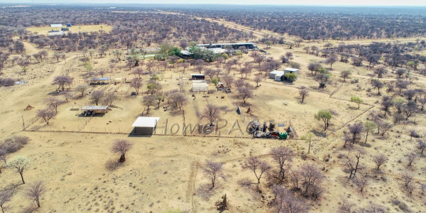 Otjozondjupa Region, Okahandja area:  26.7 Ha Smallholding is for sale