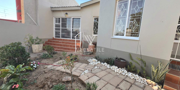 3 Bedroom House for sale in Khomasdal.