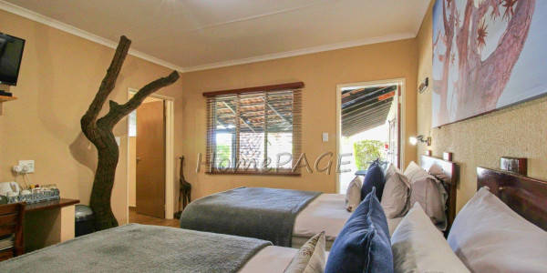 Otjiwarongo:  Immaculate 8 Bedroom Guesthouse for sale