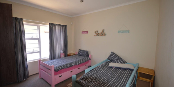 FREESTANDING HOME FOR SALE - HENTIESBAAI