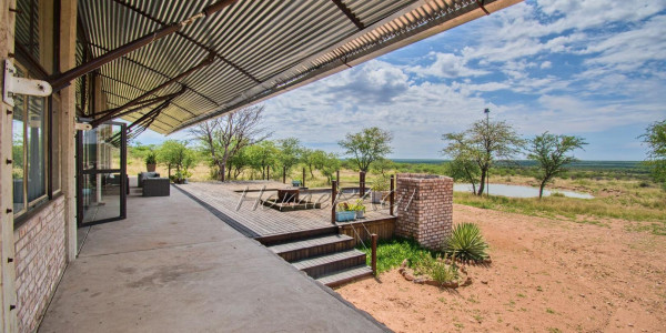 Omaheke Region, Gobabis:  Boutique Guest/Game Lodge is for Sale