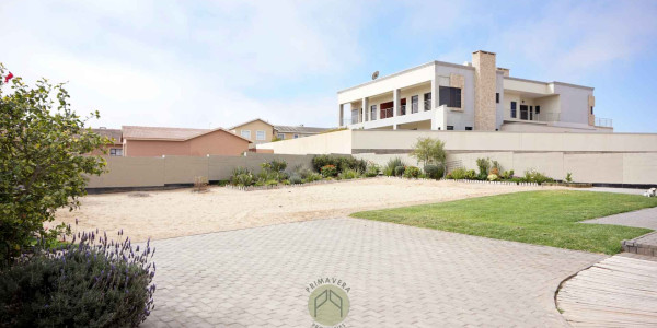 3 Bedroom House FOR SALE in Ocean View, Swakopmund