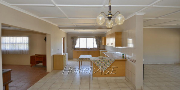 Swakop River Plots: Swakopmund: Awesome plot with good Water is for Sale