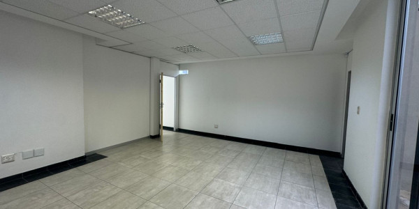 MODERN OFFICE TO LET - WNK CBD OFF CENTRE