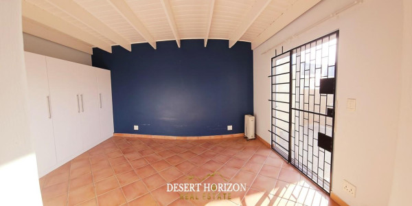 Swakopmund , Ocean View | Stunning 3-Bedroom House with Flat