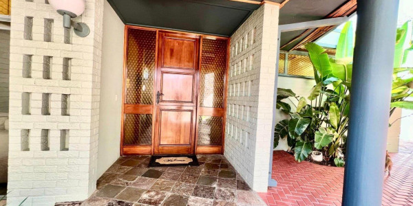 4 Bedroom House For Sale in Klein Windhoek