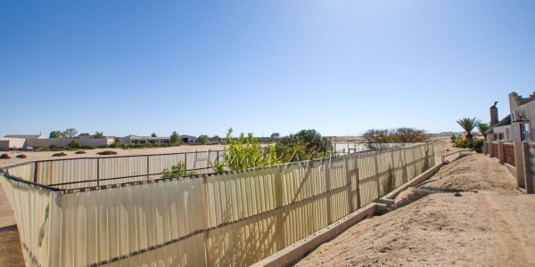 Swakopmund River Plots:  5 Hectare Smallholding with Quaint Home is for Sale