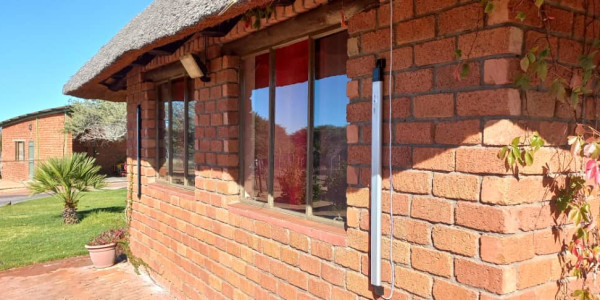 Agents Marlene, Leon and Jan presents this property, 30 km from Okahandja on the B2-road.