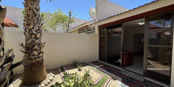 3 Bedroom Townhouse For Sale in Windhoek West