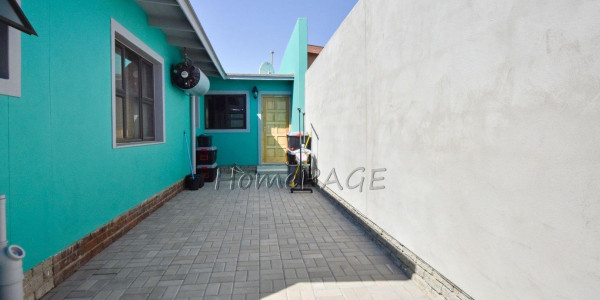 Tamariskia, Swakopmund:  3 Bedr Home with two 1 Bedr flats for sale