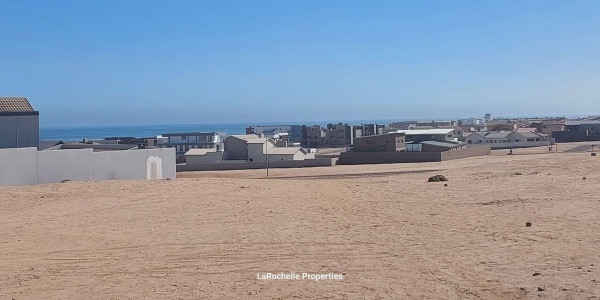 Vacant Plot For Sale - Mile 4 - Swakopmund - Walking Distance to Pebble Beach - N$1,350,000