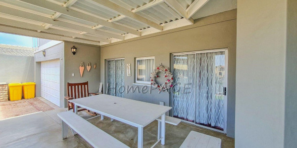 Ext 6 (South Dune), Henties Bay:  BEAUTIFUL 6 Bedr Double Storey Home is for Sale, FURNISHED