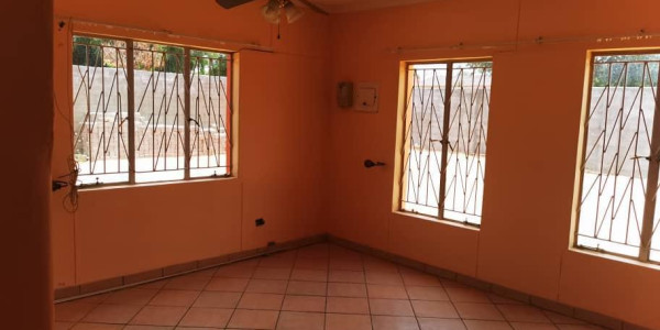 A House to rent in Queenspark, Rundu