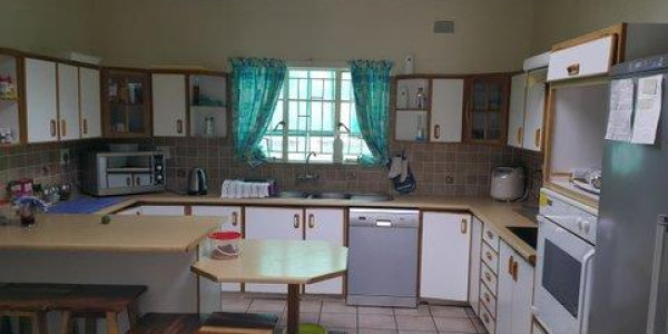 Ideal family home for sale in Otjiwarongo