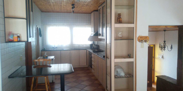 4 Bedroom partly furnished house with flat to rent in Ludwigsdorf