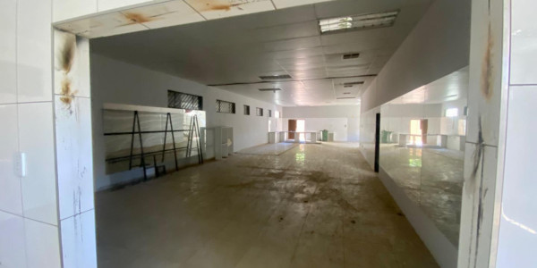 Potential business property in a busy street of wanahenda