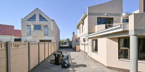 Meersig Walvis Bay:  North Facing Marvel in Sought After Area of Meersig