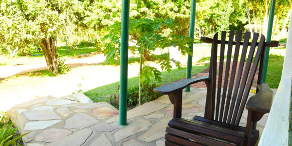 8 Chalets Riverside Lodge with 3 Bedroom Private Home For Sale, Rundu