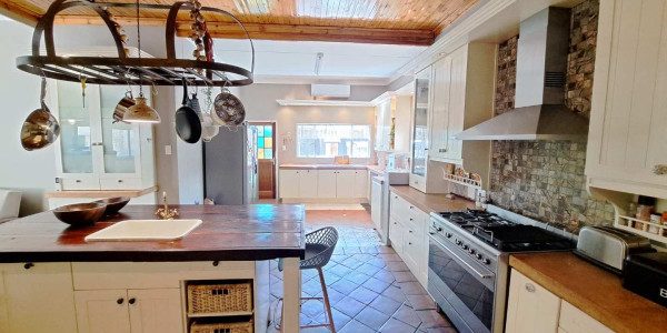 Urban Farm House in the Heart of Klein Windhoek