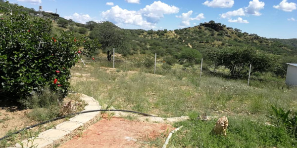 EXCEPTIONAL BRAKWATER PLOT / PROPERTY FOR SALE JUST OUTSIDE OF WINDHOEK