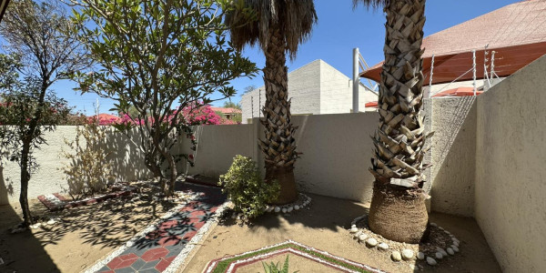 3 Bedroom Townhouse For Sale in Windhoek West