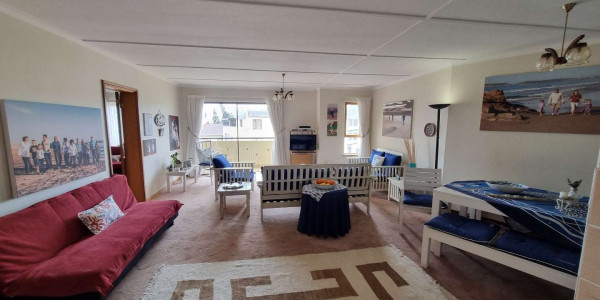 2 Bedrooms Apartment for Sale, Central Swakopmund