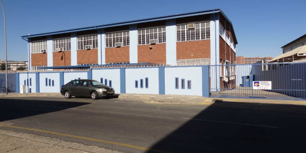 Double story office/warehouse available centrally located